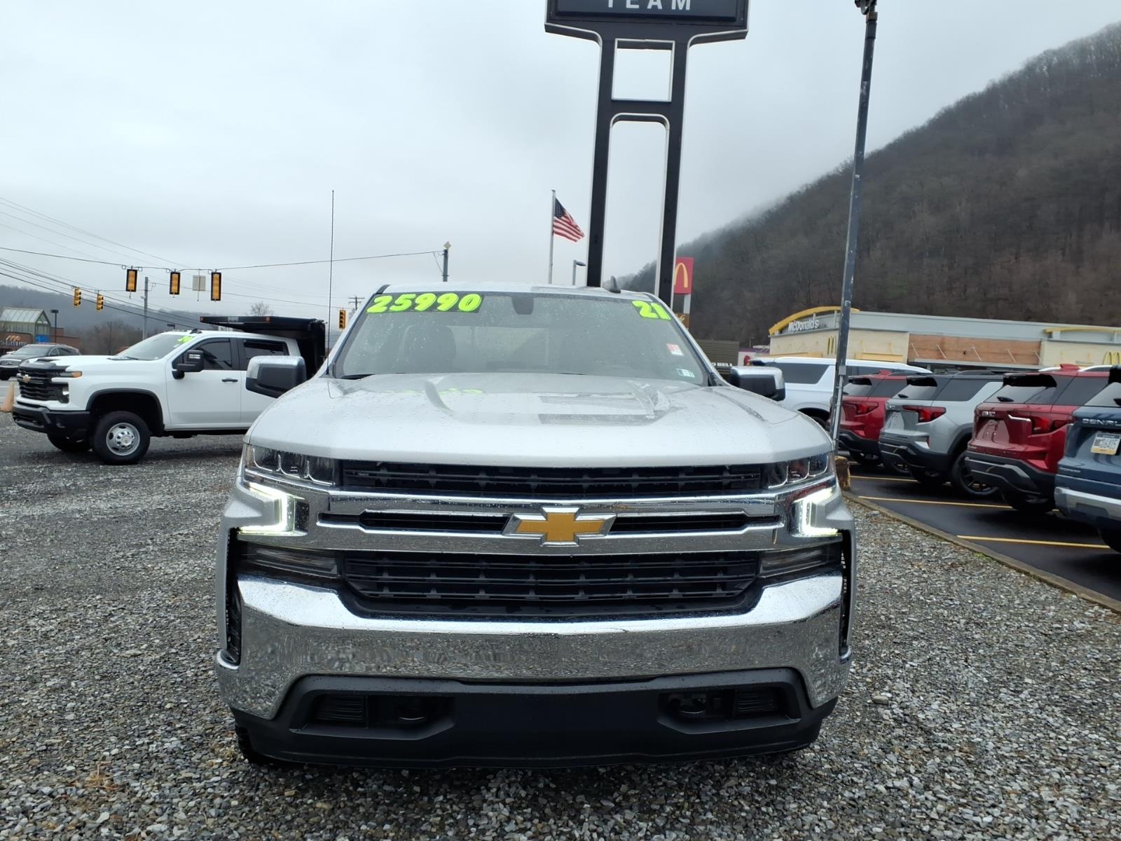 2021 Chevrolet Silverado 1500 LT - 1