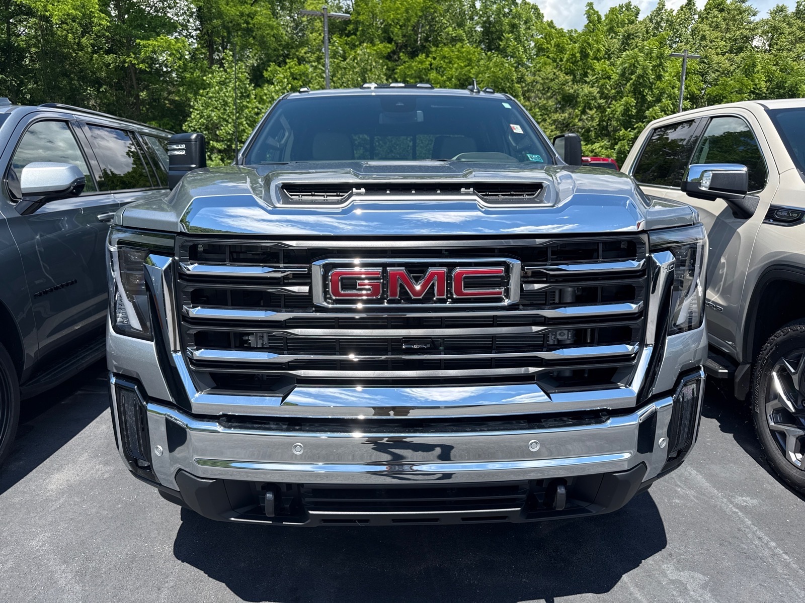 2026 GMC Sierra 2500HD SLE Sterling Metallic Gxd at Team Chevrolet Buick GMC