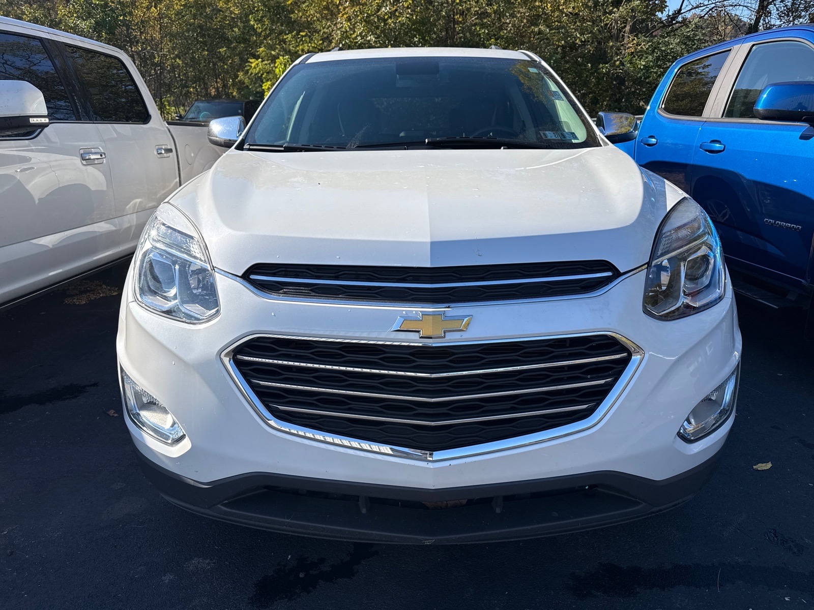 2016 Chevrolet Equinox photo 2 of 3