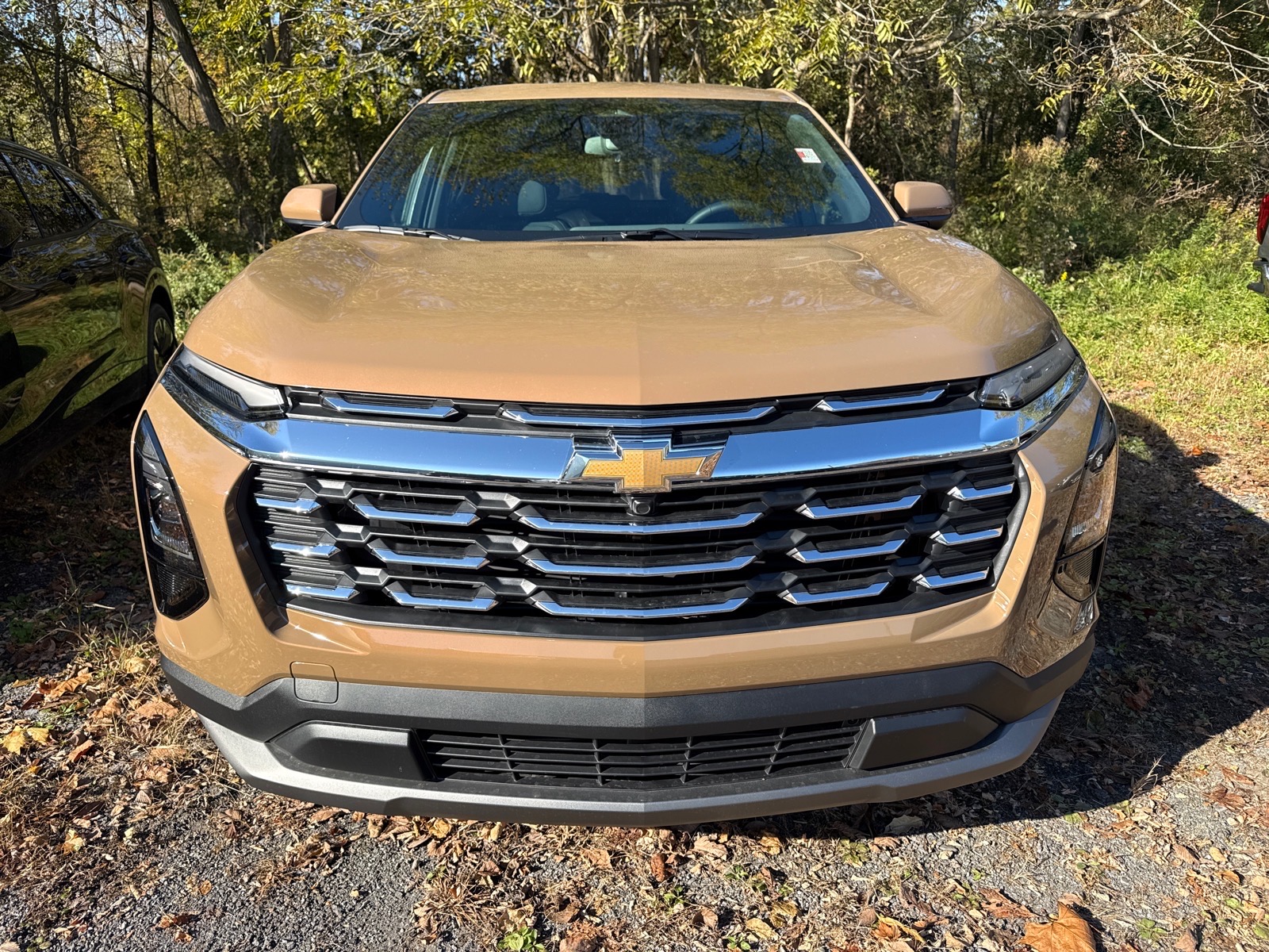 2027 Chevrolet Equinox photo 2 of 3