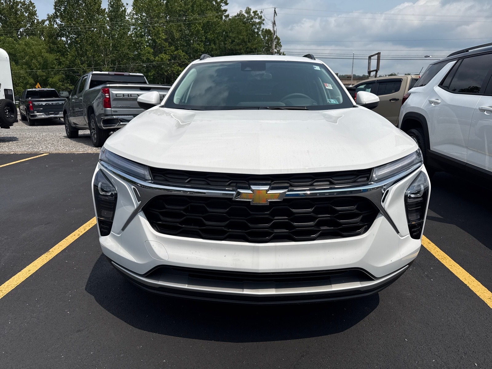 2026 Chevrolet Trax  Summit White at Memorial Highway Chevrolet