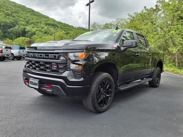2022 Chevrolet Silverado 1500 Custom Trail Boss