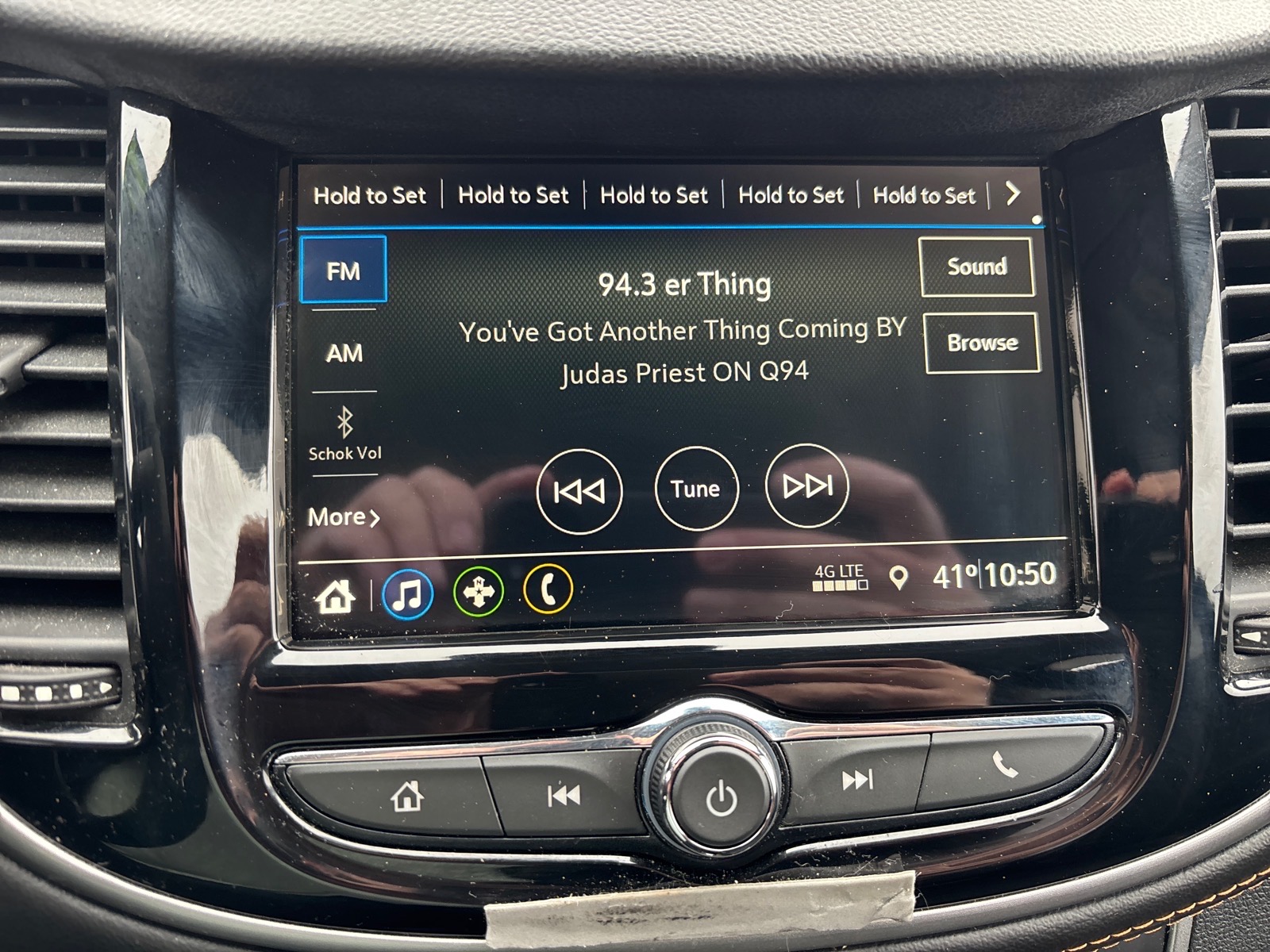 2019 Chevrolet Trax LT Mosaic Black Metallic (gb0) at Memorial Highway Chevrolet