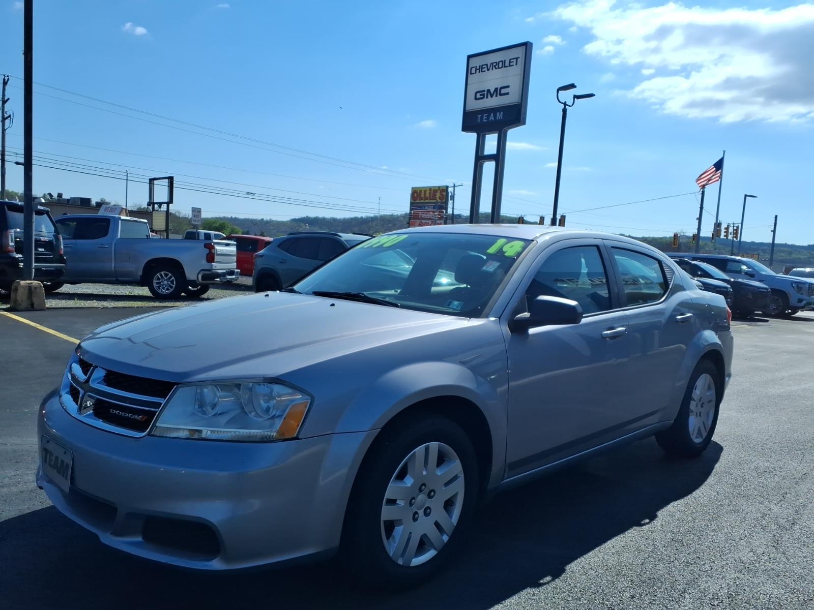 2014 Dodge Avenger SE - 2