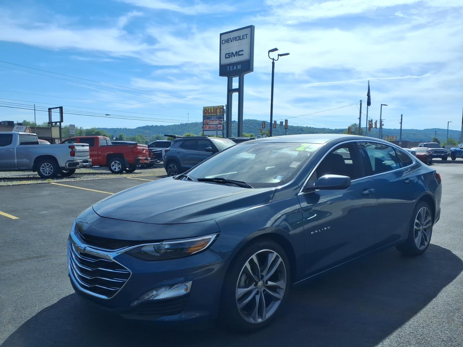 2025 Chevrolet Malibu LT - 2