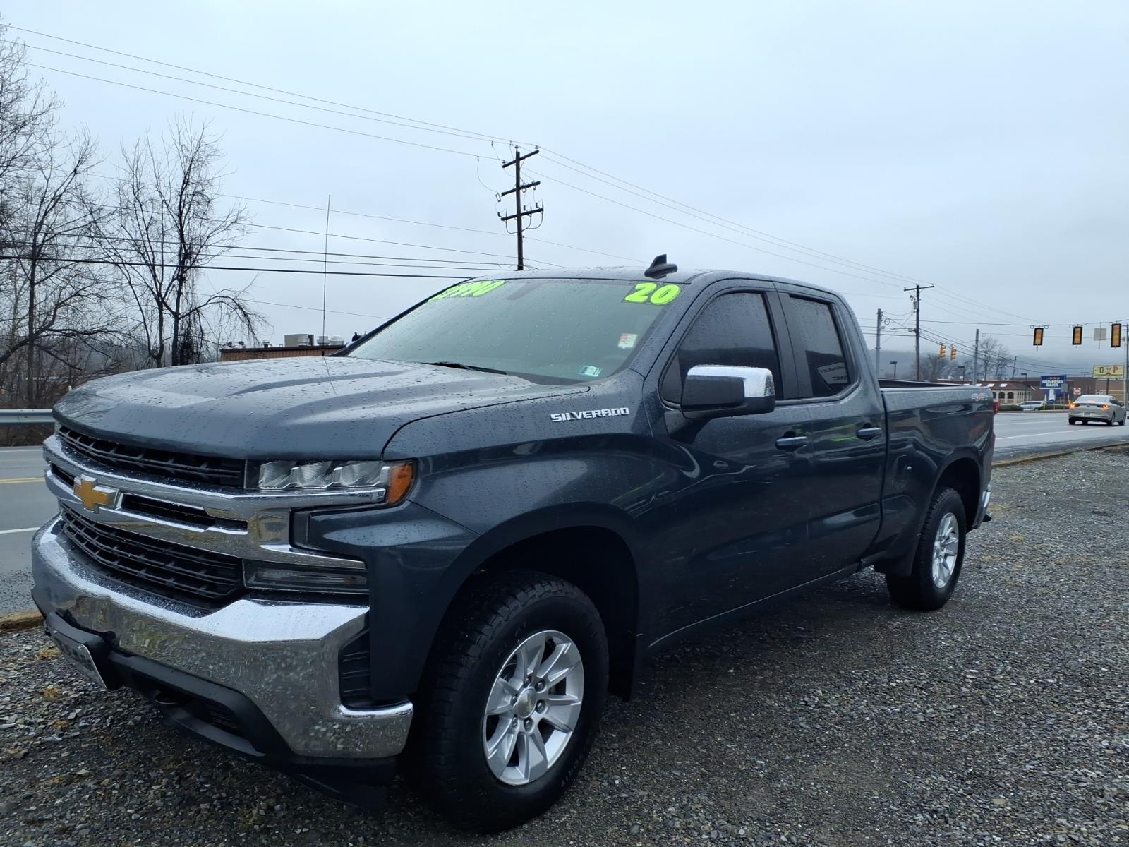 2020 Chevrolet Silverado 1500 LT - 2
