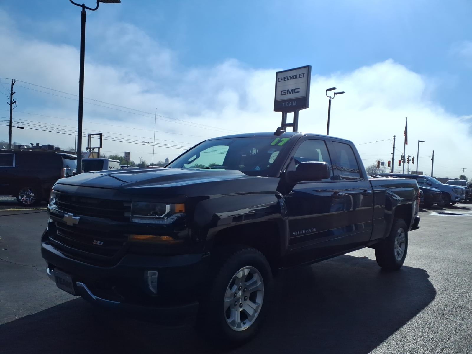 2017 Chevrolet Silverado 1500 LT Z71 Black (gba) at Team Chevrolet Buick GMC