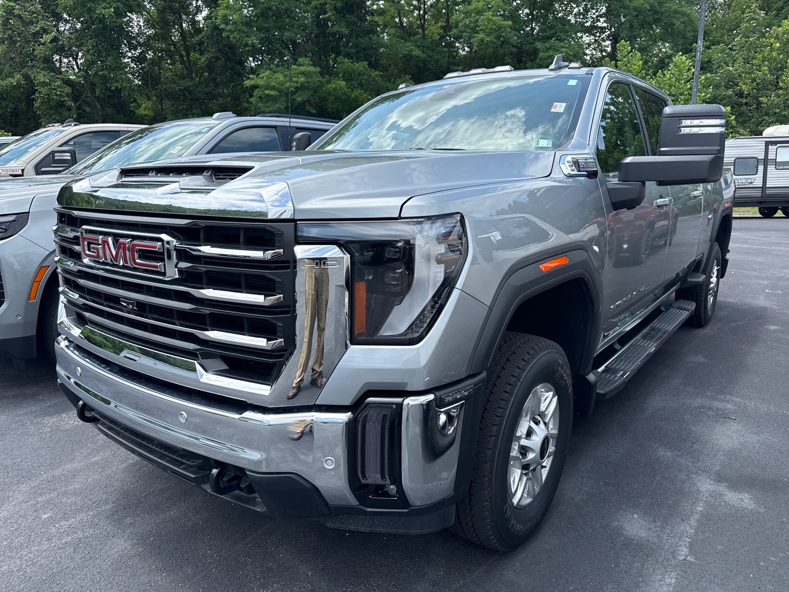2026 GMC Sierra 2500HD SLE Sterling Metallic Gxd at Team Chevrolet Buick GMC