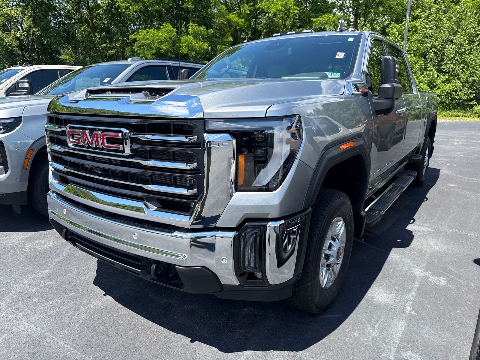 2026 GMC Sierra 2500HD SLE Sterling Metallic Gxd at Team Chevrolet Buick GMC