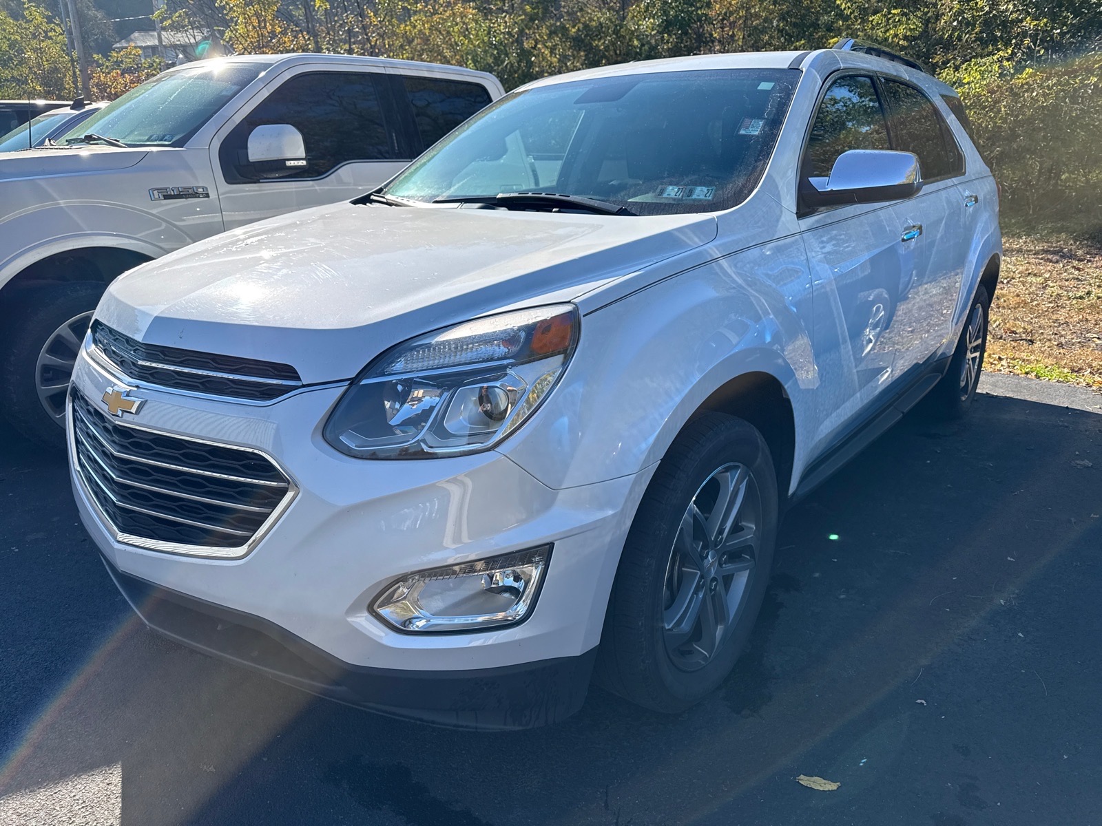 2016 Chevrolet Equinox photo 3 of 3