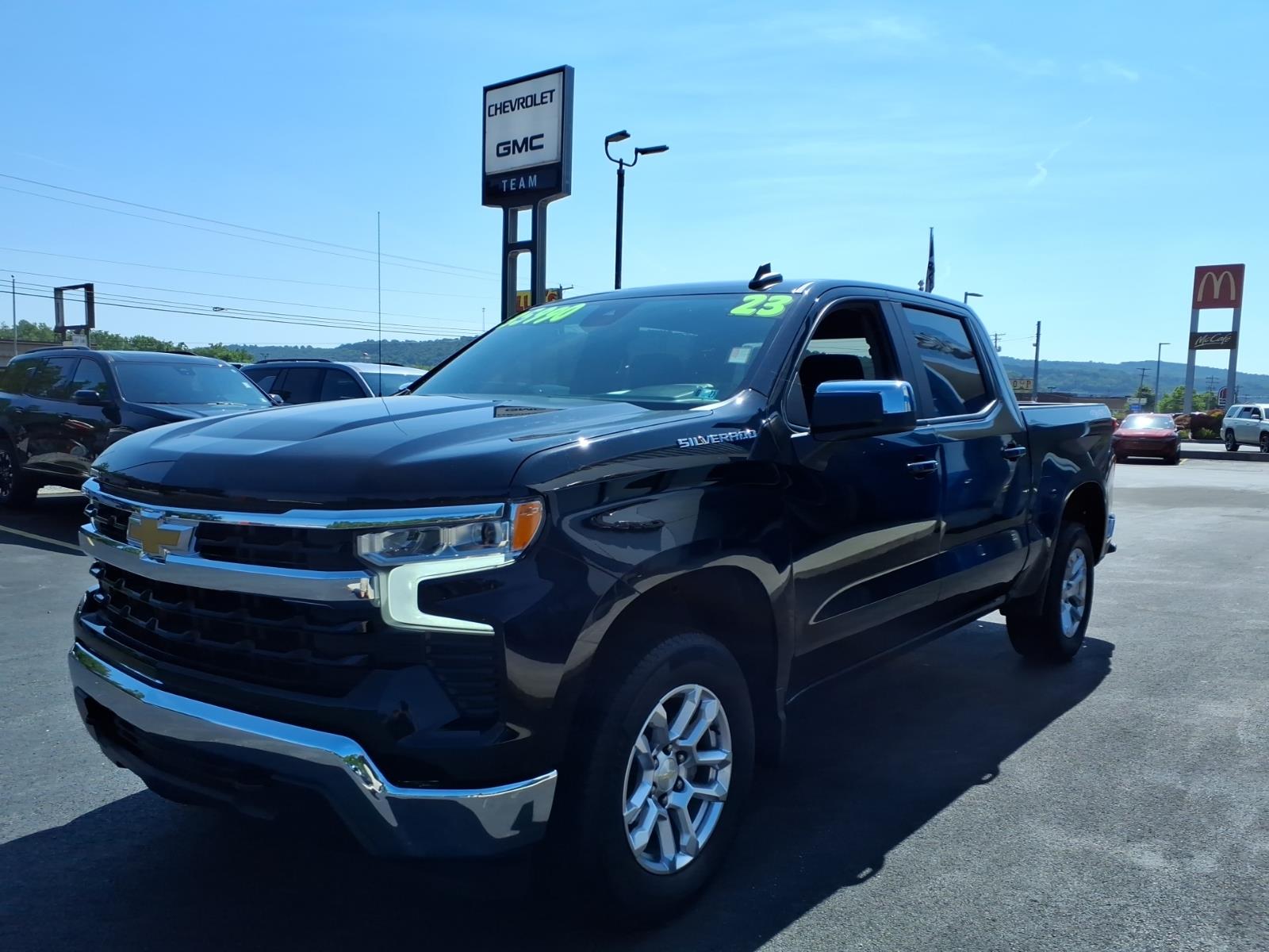 2023 Chevrolet Silverado 1500 LT Black (gba) at Team Chevrolet Buick GMC