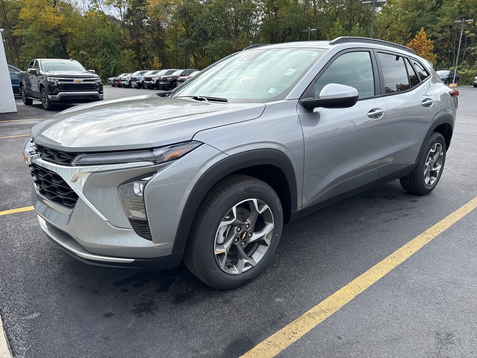 2026 Chevrolet Trax photo 3 of 6