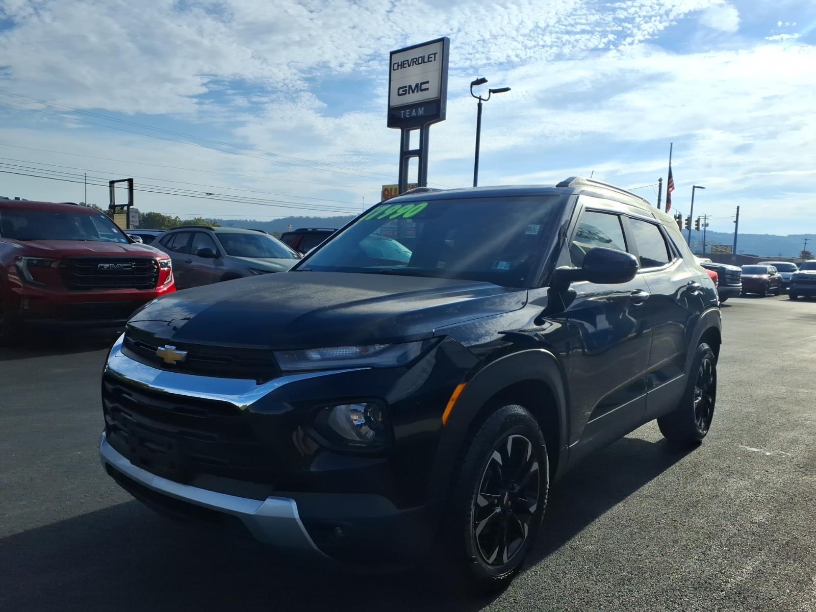 2021 Chevrolet Trailblazer photo 3 of 27
