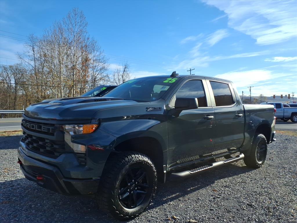 2025 Chevrolet Silverado 1500 Custom Trail Boss - 2