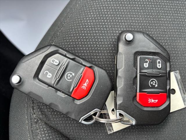 2021 Jeep Gladiator Sport S