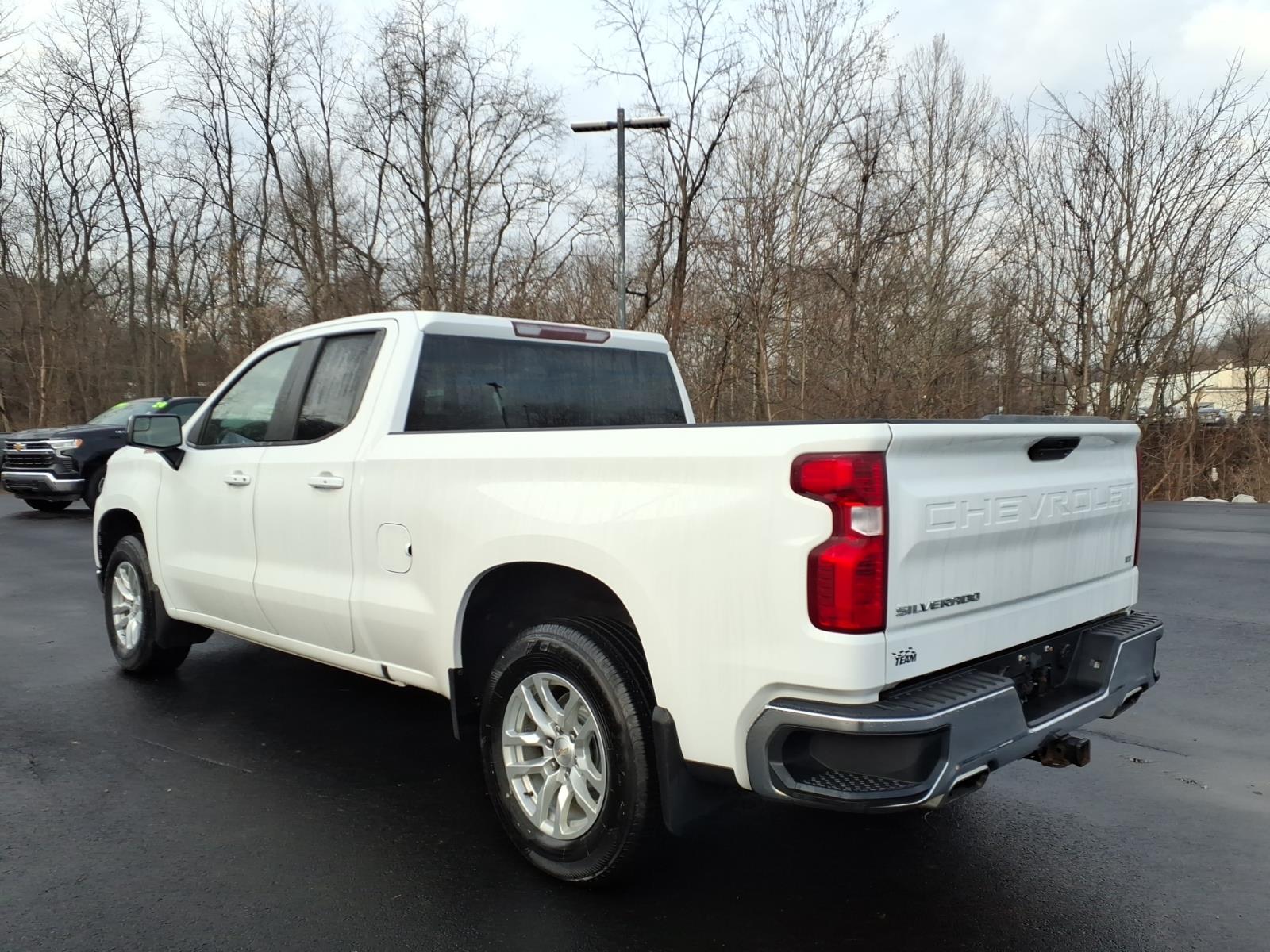 2019 Chevrolet Silverado 1500 LT - 3