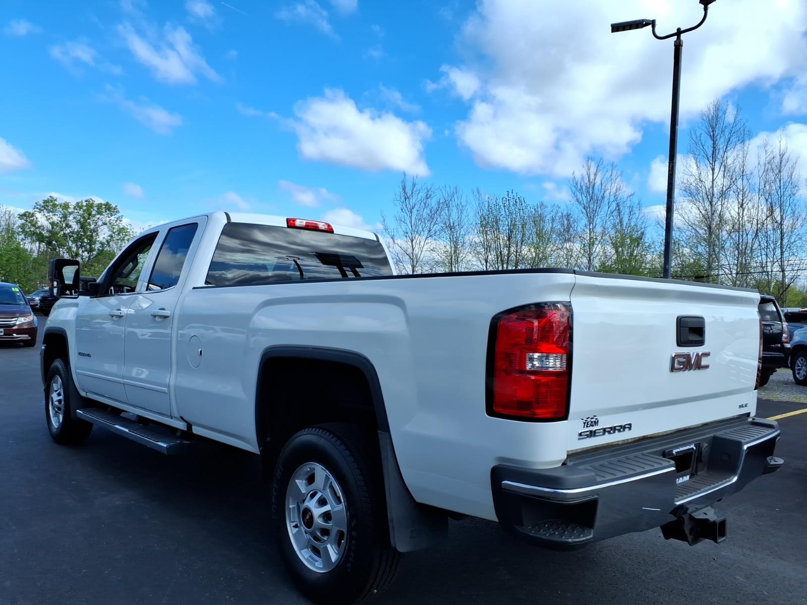 2018 GMC Sierra 2500HD SLE - 3