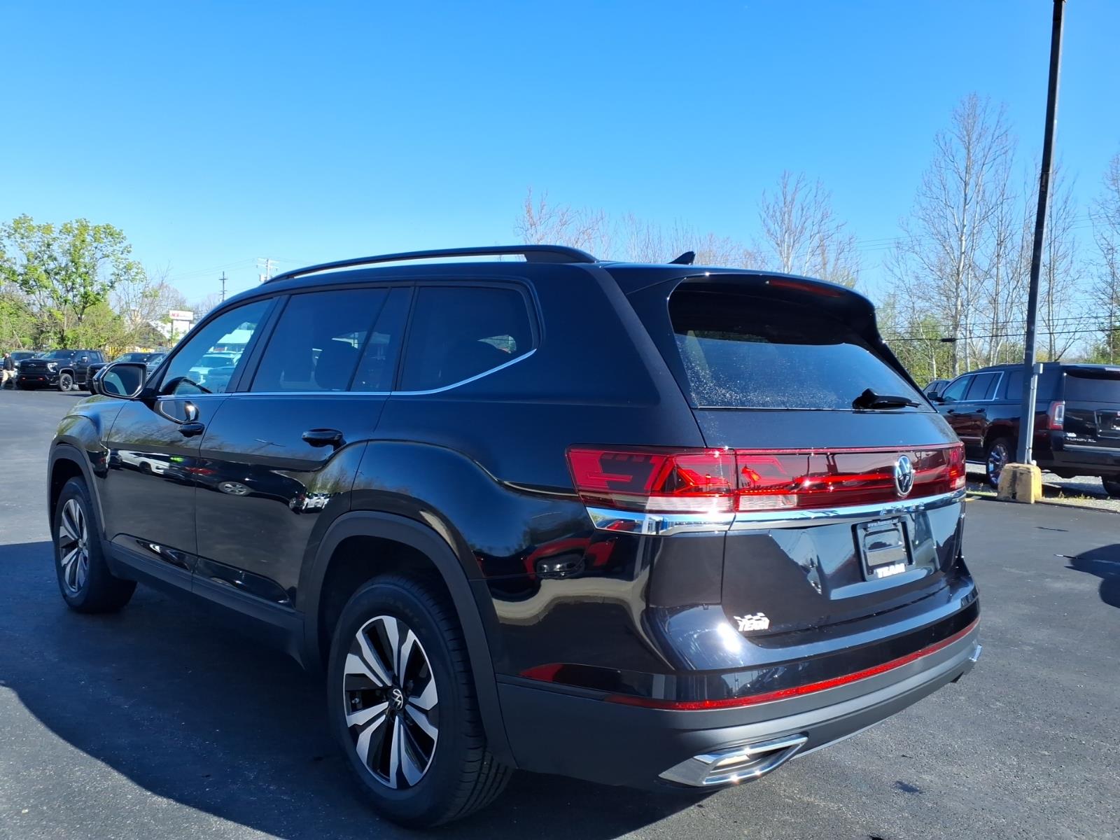 2025 Volkswagen Atlas SE 4Motion - 3