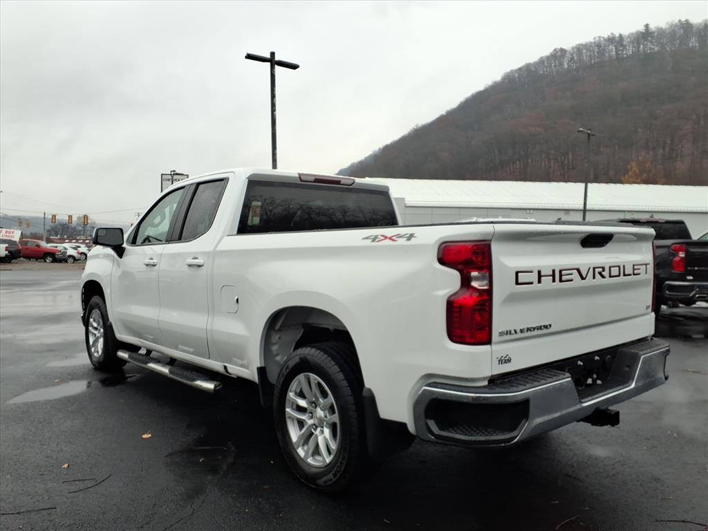 2021 Chevrolet Silverado 1500 LT - 3