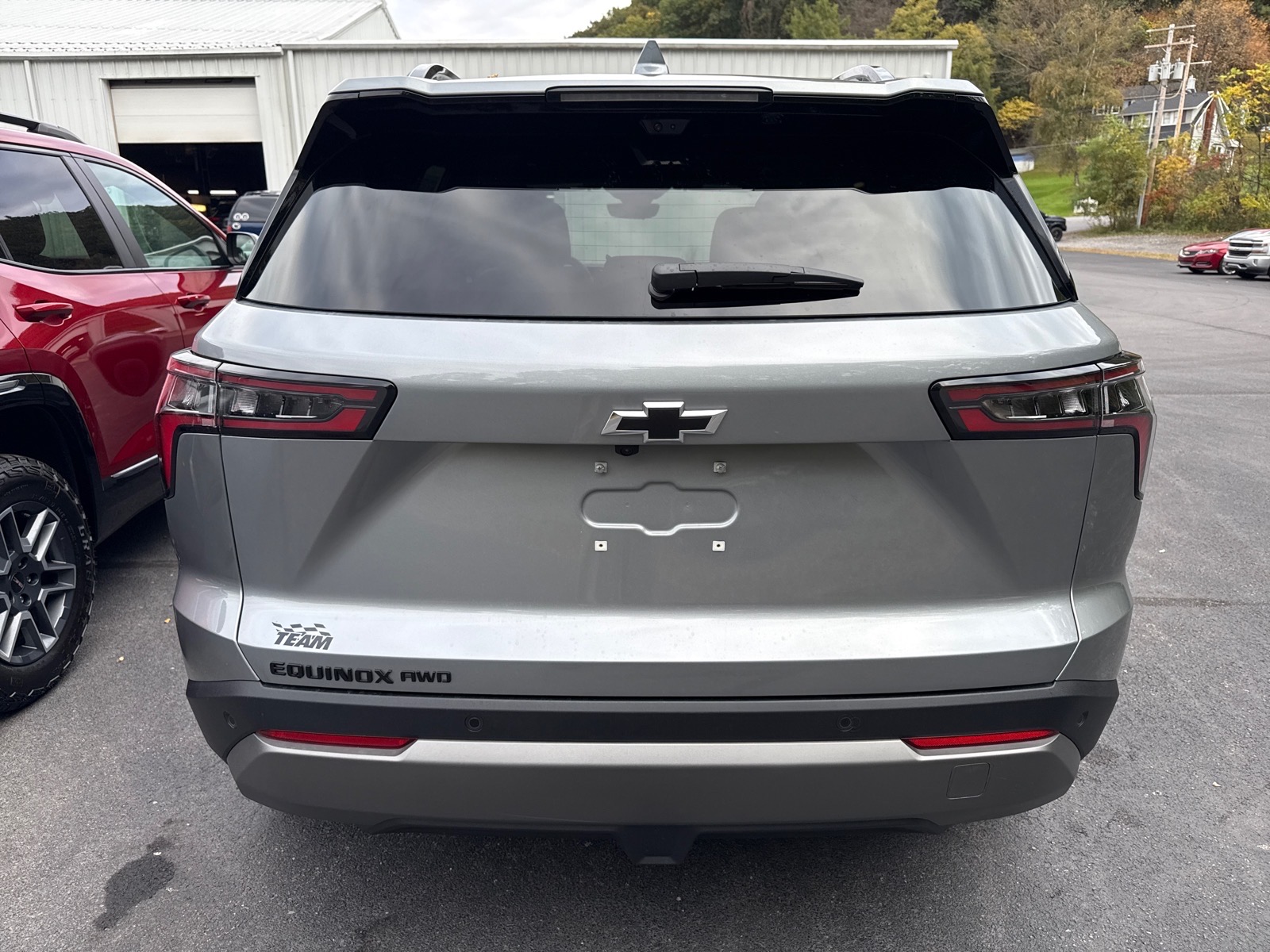 2027 Chevrolet Equinox photo 5 of 6