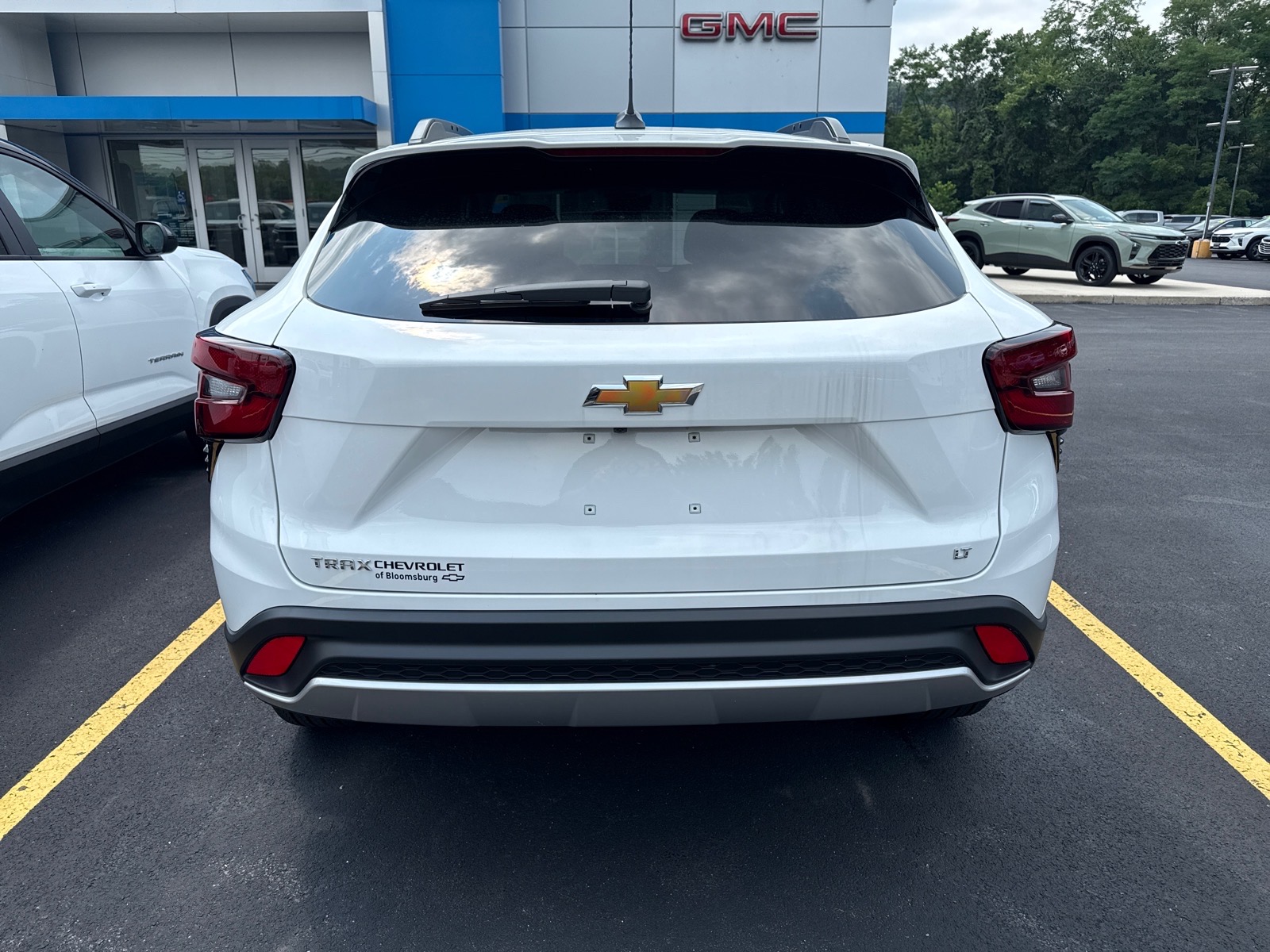2026 Chevrolet Trax  Summit White at Memorial Highway Chevrolet
