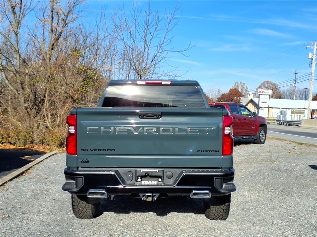 2025 Chevrolet Silverado 1500 Custom Trail Boss - 4