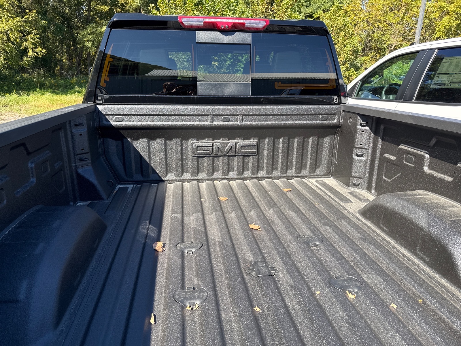 2026 GMC Sierra 2500HD photo 6 of 11