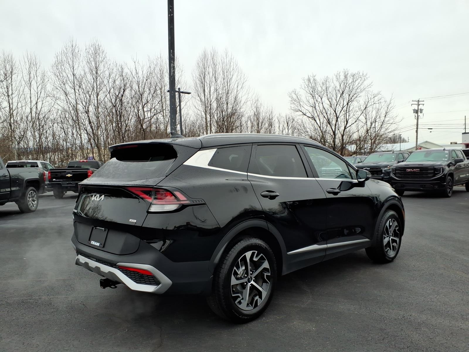 2023 Kia Sportage EX - 5