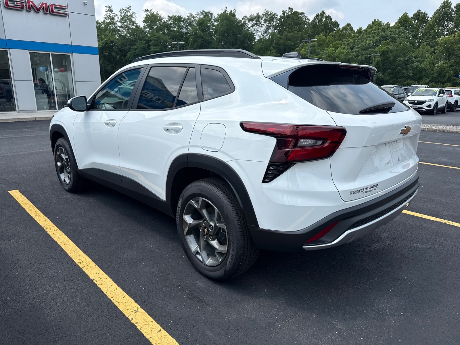 2026 Chevrolet Trax  Summit White at Memorial Highway Chevrolet