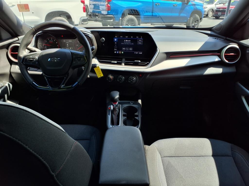 2025 Chevrolet Trax RS - 5