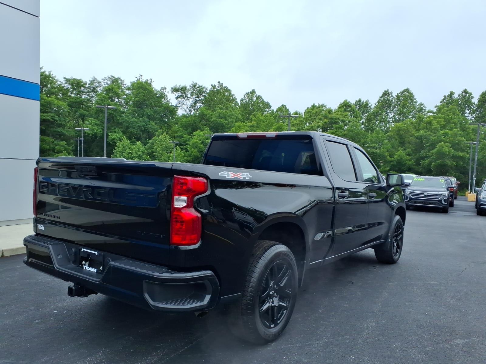 2024 Chevrolet Silverado 1500 photo 7 of 26