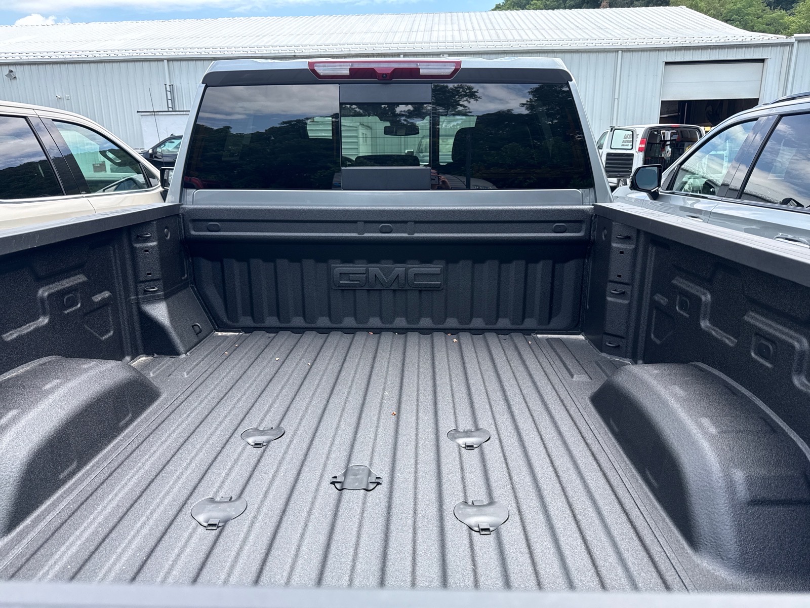 2026 GMC Sierra 2500HD SLE Sterling Metallic Gxd at Team Chevrolet Buick GMC