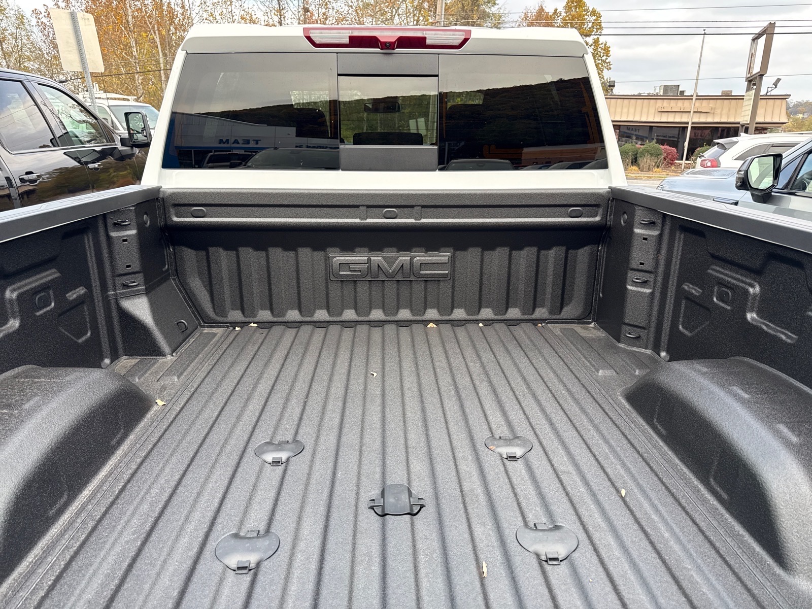 2026 GMC Sierra 2500HD photo 7 of 13