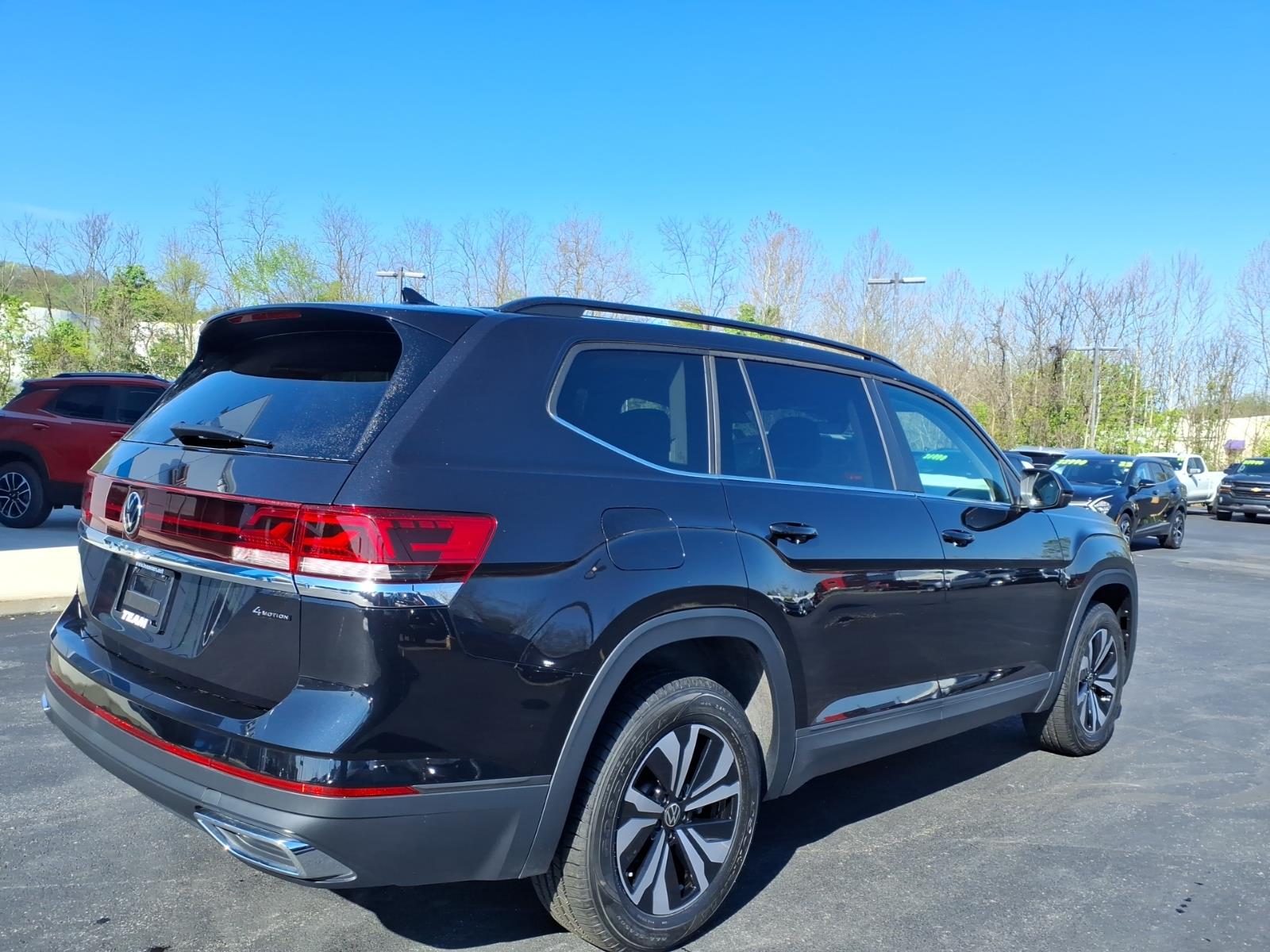 2025 Volkswagen Atlas SE 4Motion - 6