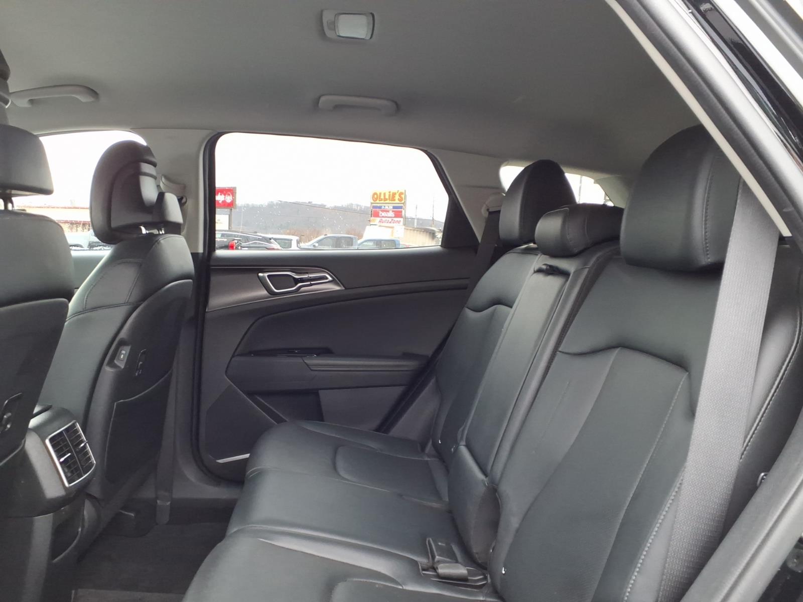 2023 Kia Sportage EX - 6