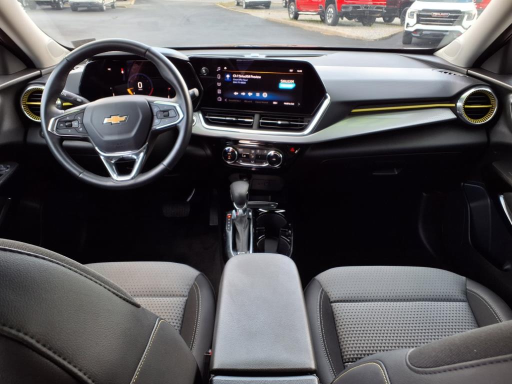 2024 Chevrolet Trax LT - 6