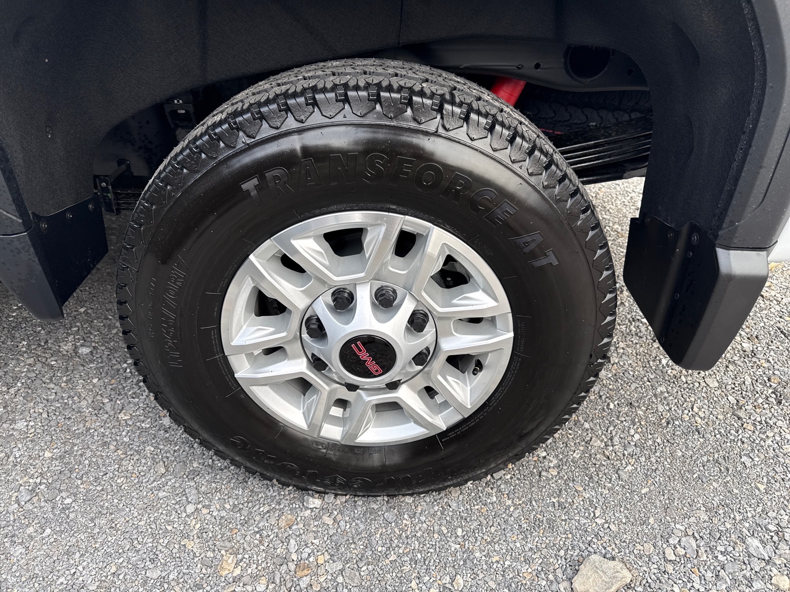 2026 GMC Sierra 2500HD photo 8 of 13