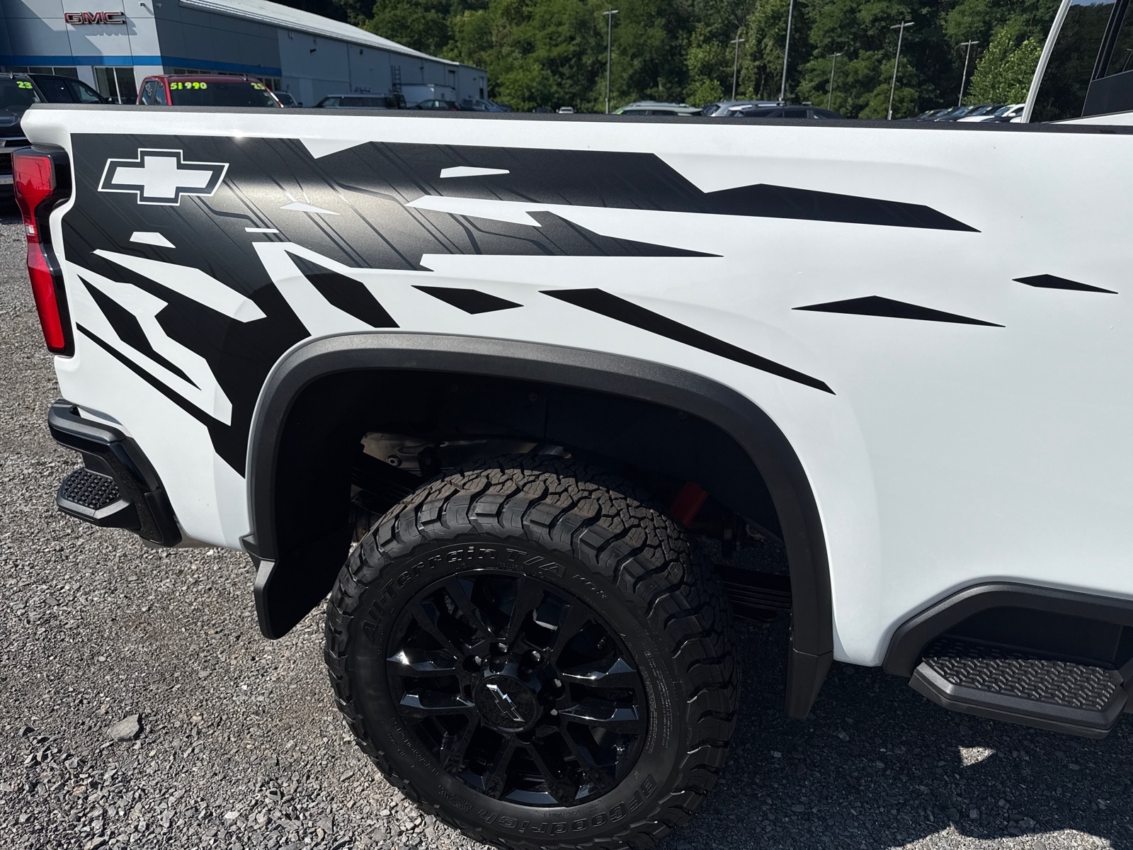 2026 Chevrolet Silverado 2500HD LT Summit White Gaz at Memorial Highway Chevrolet