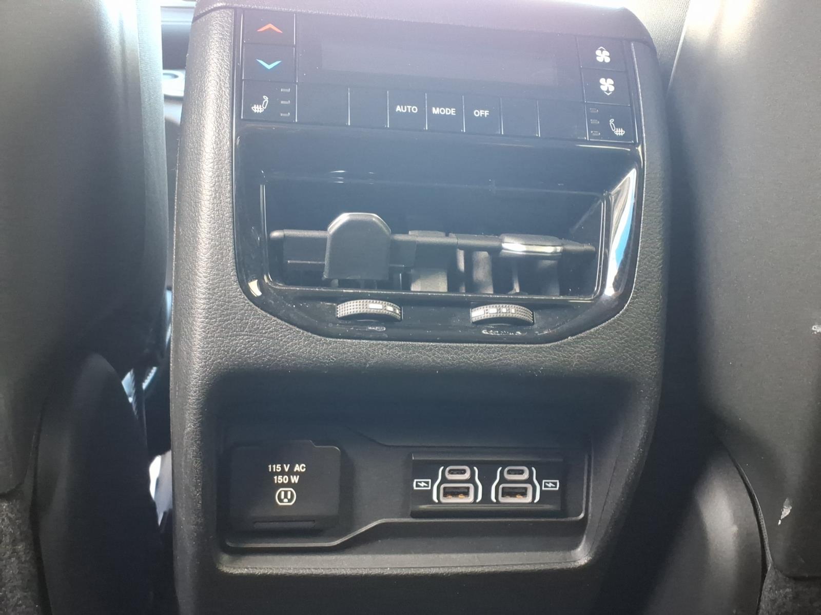 2021 Jeep Grand Cherokee L Limited - 8