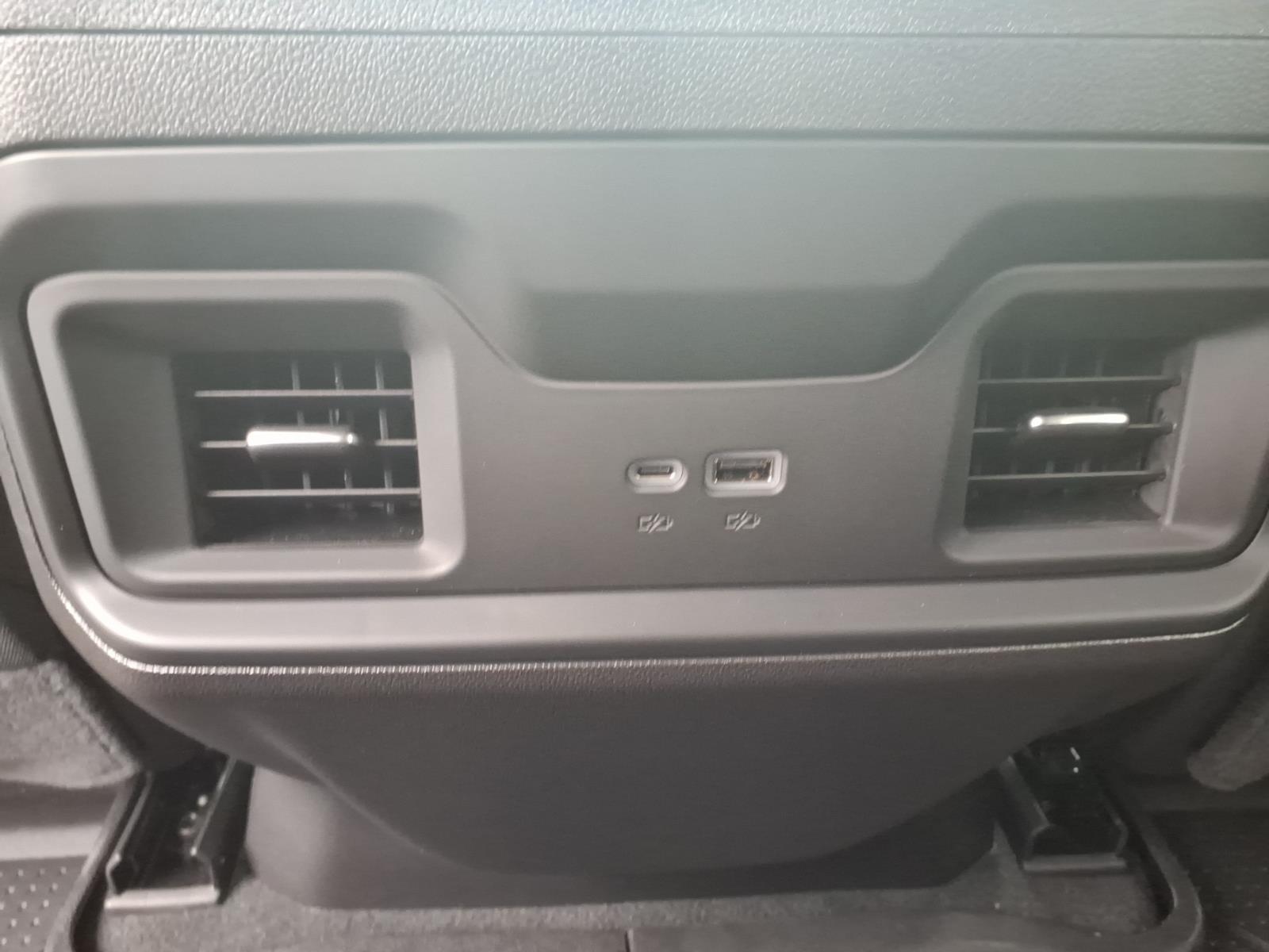 2025 Chevrolet Silverado 1500 LT - 8