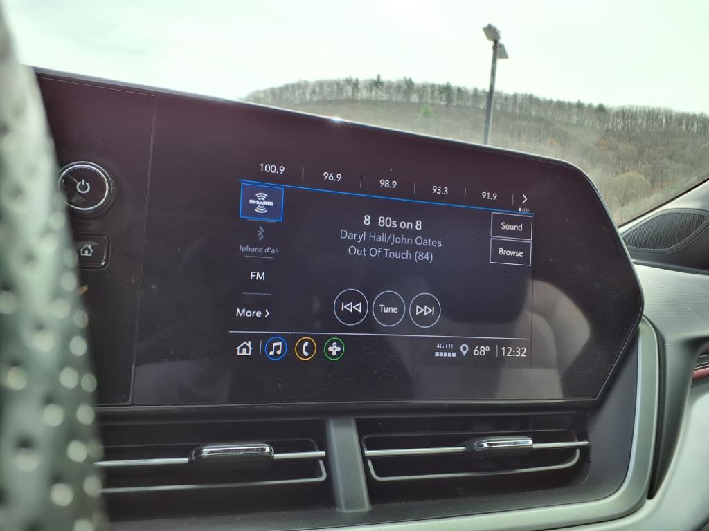 2024 Chevrolet Trax RS - 8