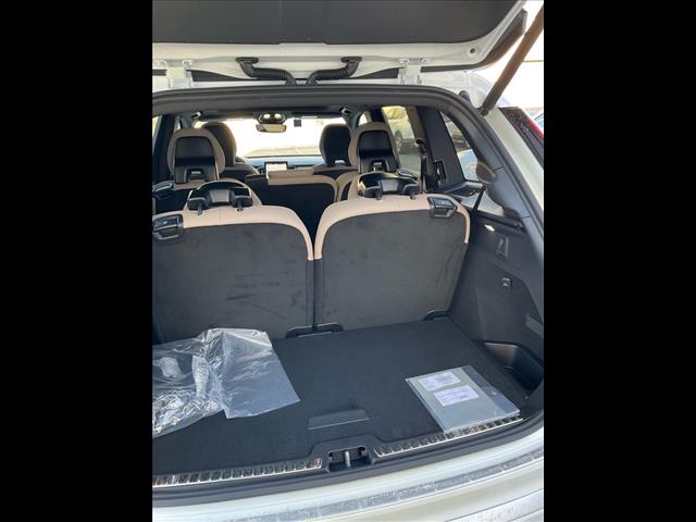 2025 Volvo XC90 T8 Core 7-Seater - Photo 10