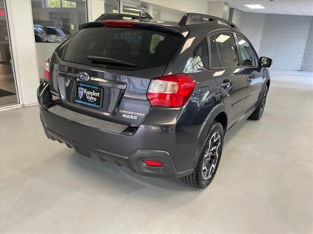 2017 Subaru Crosstrek 2.0i Limited - Photo 11