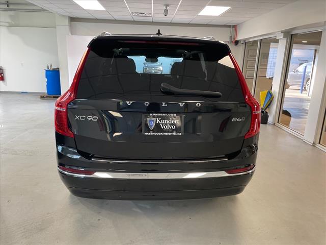 2024 Volvo XC90 B6 Plus Bright Theme 7-Seater - Photo 11