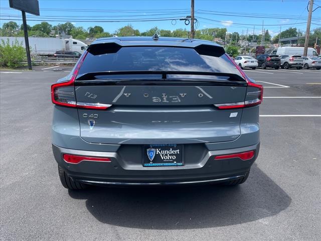 2023 Volvo C40 Recharge Twin Ultimate - Photo 11