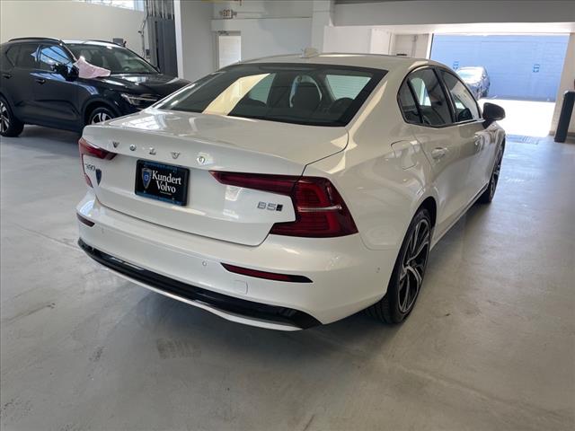 2024 Volvo S60 B5 Plus Dark Theme - Photo 12