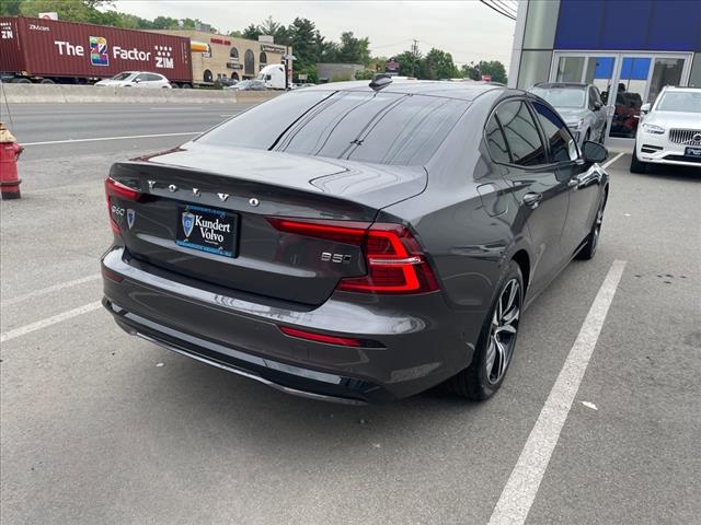 2024 Volvo S60 B5 Plus Dark Theme - Photo 12