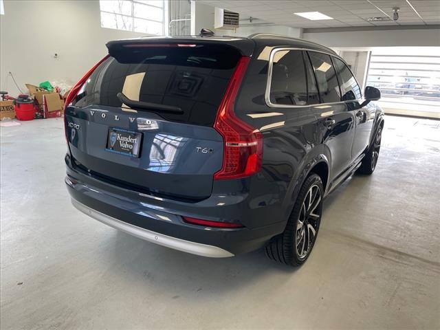 2022 Volvo XC90 T6 Momentum 7 Passenger - Photo 12