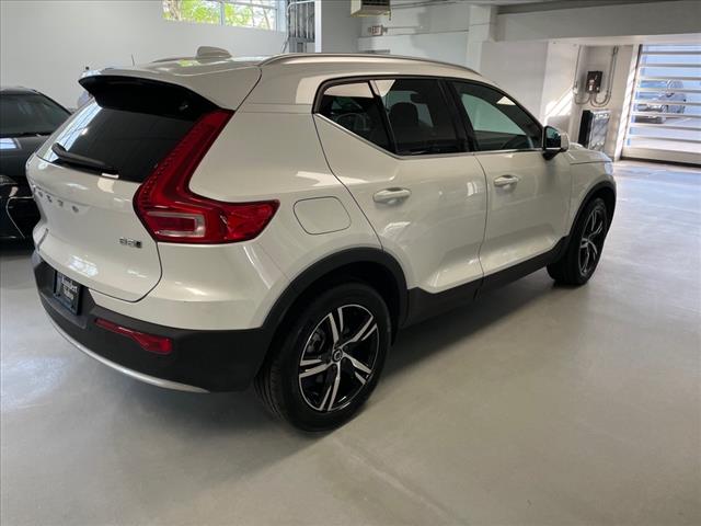 2025 Volvo XC40 B5 Core Bright Theme - Photo 12