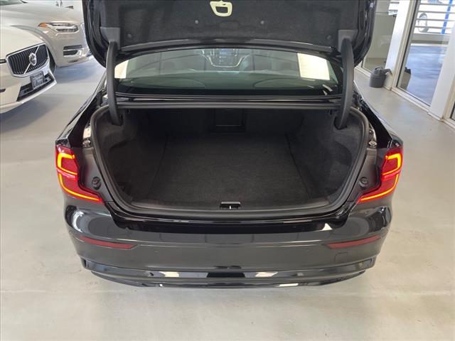 2024 Volvo S60 B5 Core Dark Theme - Photo 14